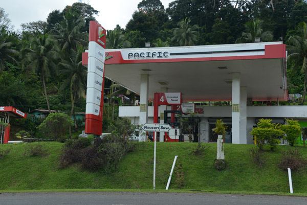 Back in civilization - Pacific petrol station, Prince's Road just north of Suva