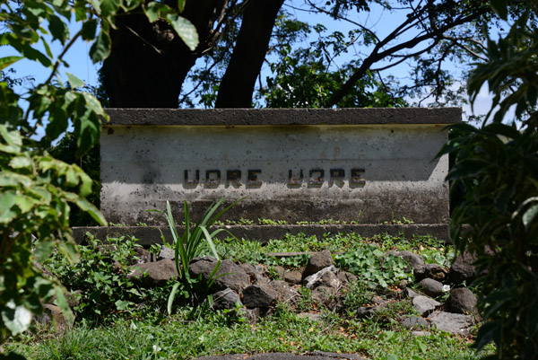 Tomb of Ratu Udre Udre, the world's most prolific cannibal, Rakiraki