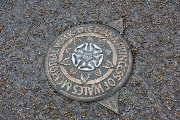 The Diana Princess of Wales Memorial Walk, Hyde Park