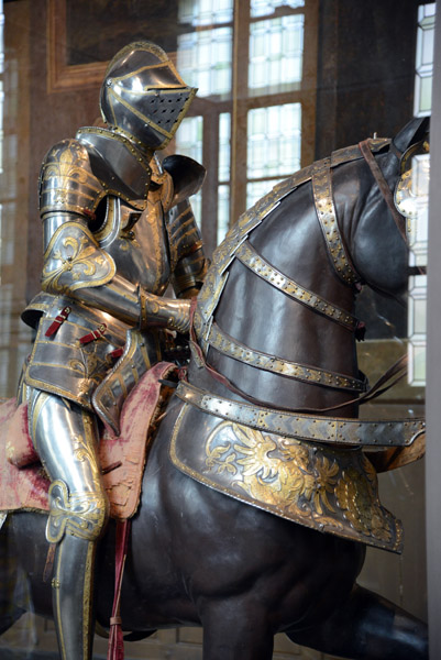 Armor of King Franois I, 1539-1540, Jrg Seusenhofer, Innsbruck