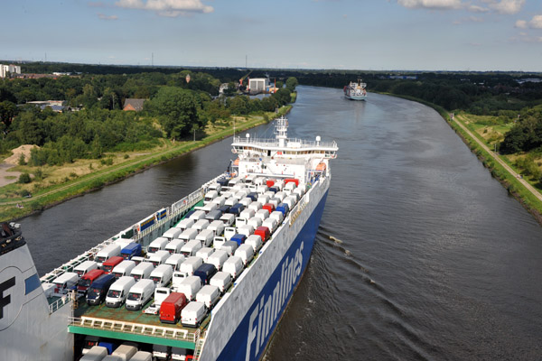 Finnlines Roll-On/Roll-Off ship Finnpulp, Kiel Canal