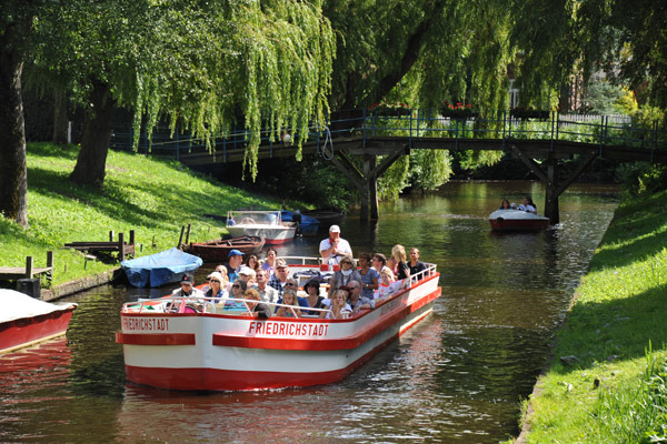 Canal boat tour, Friedrichstadt