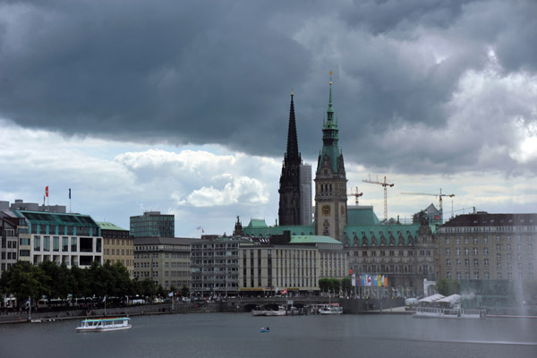 Binnenalster from the railroad bridge