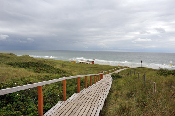 Boardwalk over the dunes from Campingplatz Rantum