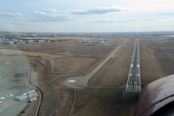 On final at Fort Collins-Loveland Airport