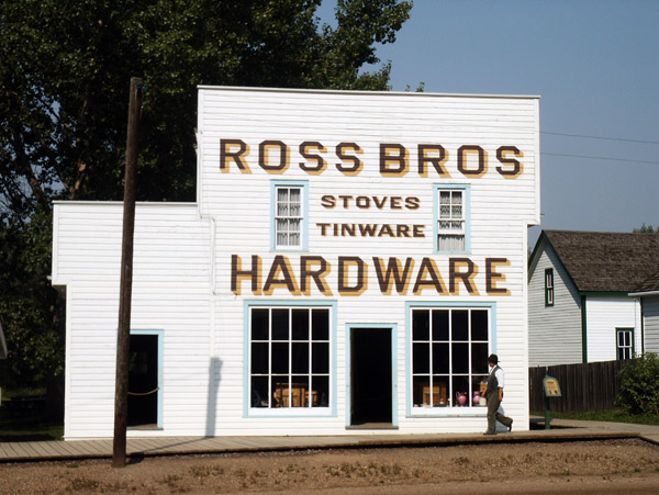 1885 Street - Ross Brothers Hardware