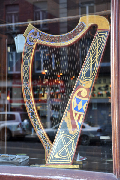 Irish Harp in the window of a pub