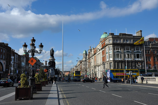 Looking north from the O'Connell Bridge