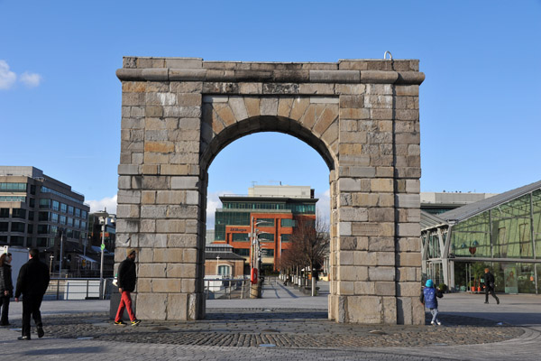 Triumphal Arch, Custom House Quay, Dublin