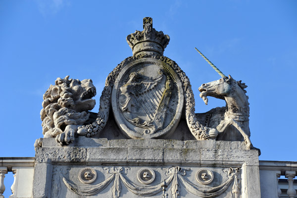 Irish Harp with British Crown, Lion and Unicorn, Dublin Custom House