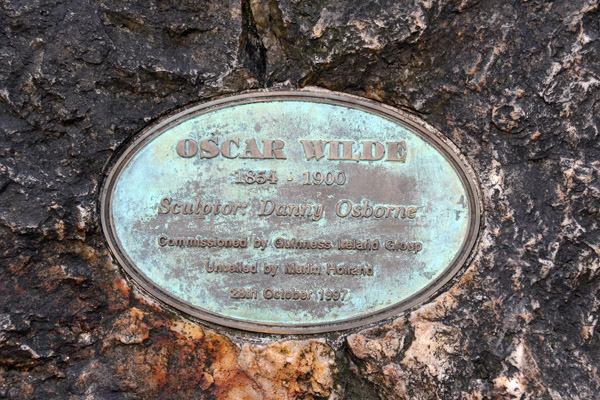 Oscar Wilde (1854-1900), Merrion Square