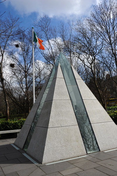 Irish National Defence Forces Memorial, Merrion Square