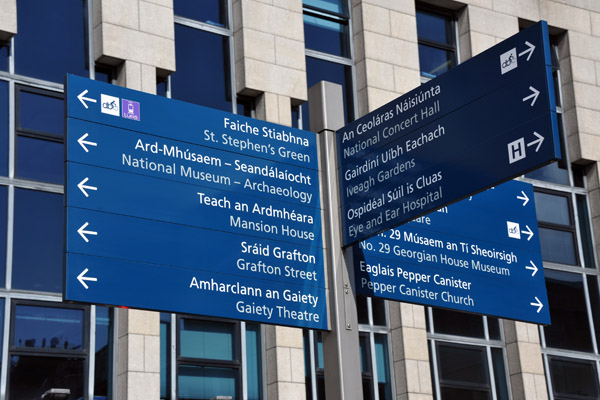 Signs for points of interest in Dublin