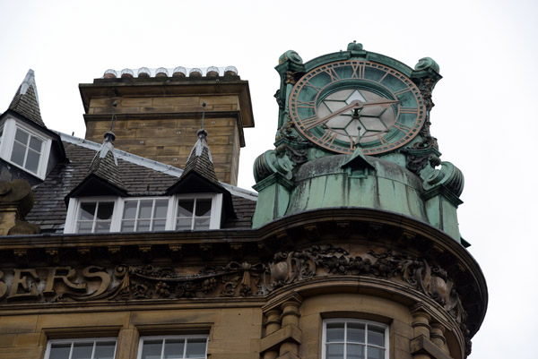 Clock of Emerson Chambers, Newcastle