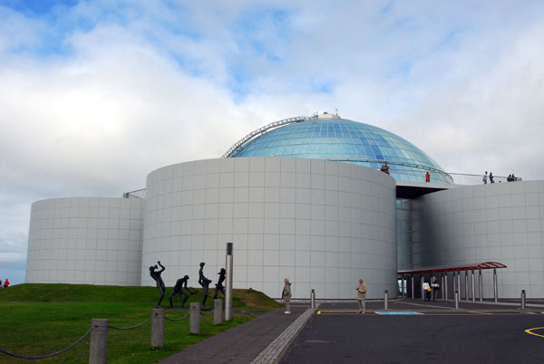 Perlan, Reykjavik's geothermal hot water storage