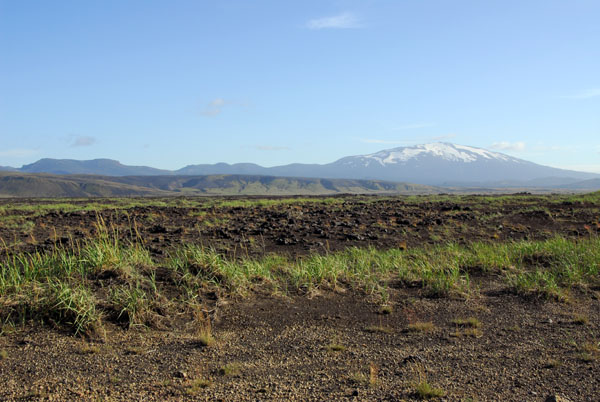 Mount Hekla in the distance