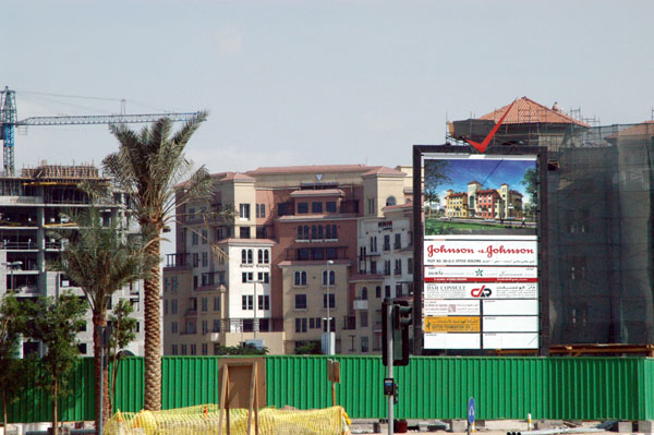 Dubai Healthcare City - Johnson & Johnson
