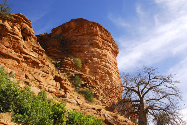 Red rock cliffs of the Bandiagara Escarpment above Tereli, Mali