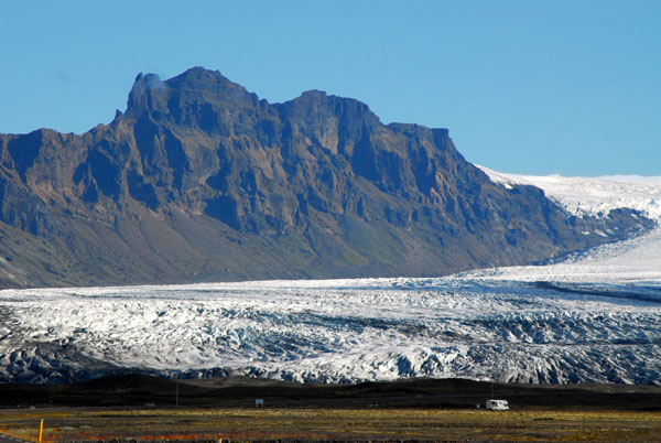Skaratindur (1365m), Skaftafell glacier