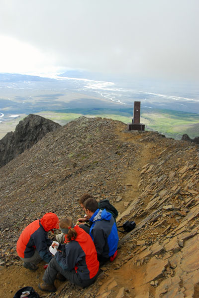 Hikers at the summit of Kristķnartindar