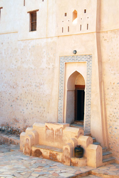 Doorway to main building, Nakhl Fort