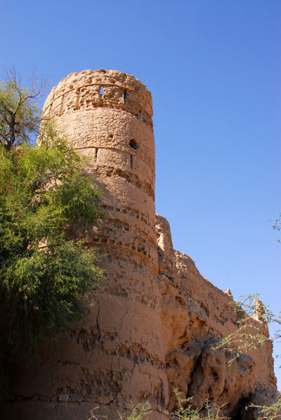 Tower of the ruined fort at Al Sulaif