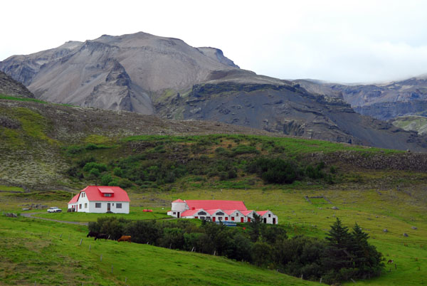 Hnappavellir II, a farm in SE Iceland