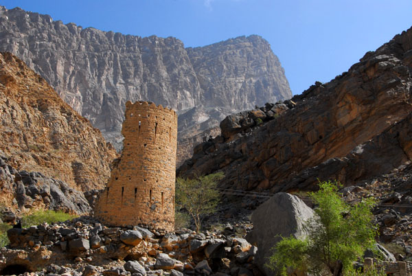 Ruins of a watch tower, Al Fara