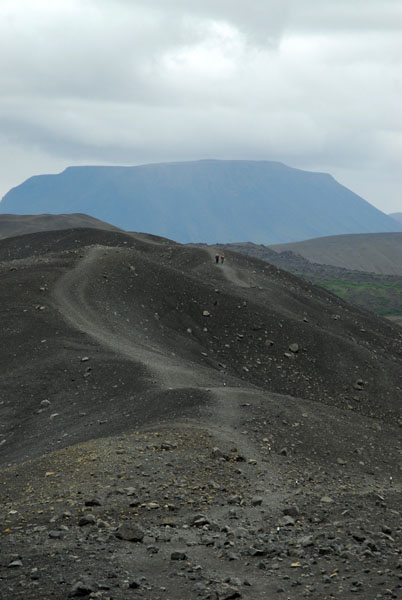 The trail along the crater rim, Hverfjall