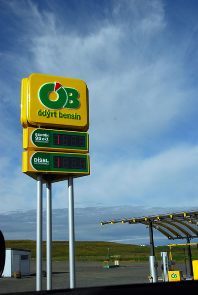 drt bensin (OB) gas station in Blndus