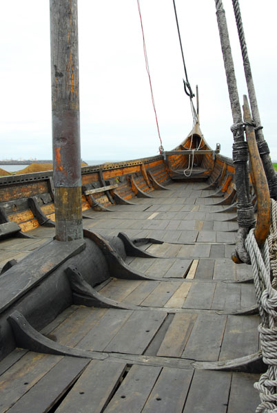 The Viking Ship Icelander, Njarvk