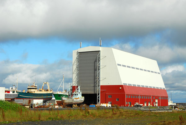 Boat hangar, Njarvk