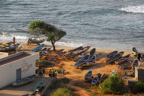 Fishing boats next to Mosque de la Divinit, Mermoz