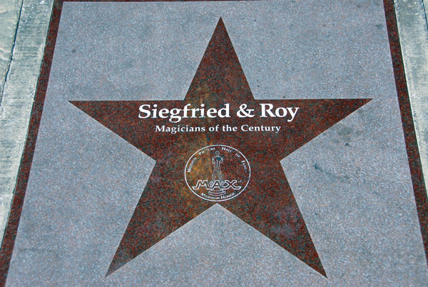 Siegfried & Roy star