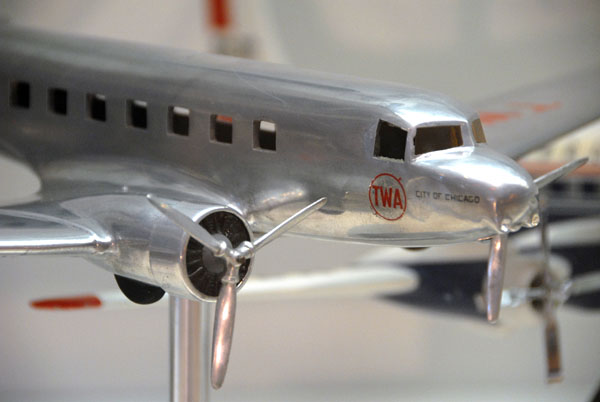 Douglas DC-2 model with TWA livery