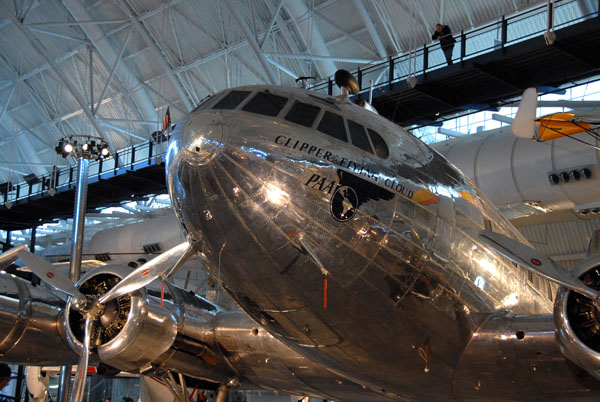 Boeing 307 - Pan American Clipper Flying Cloud