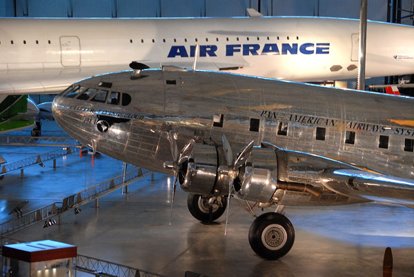 Boeing 307 Stratoliner, the Pan Am Clipper Flying Cloud