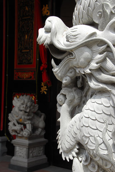 Column in the form of a dragon, Eng Choon (Yong Chun) Association