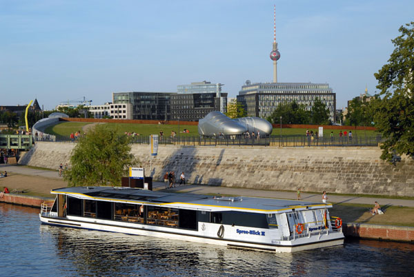 Tourboat on the Spree