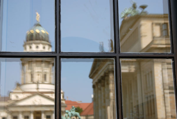 Franzsicher Dom and Konzerthaus reflection