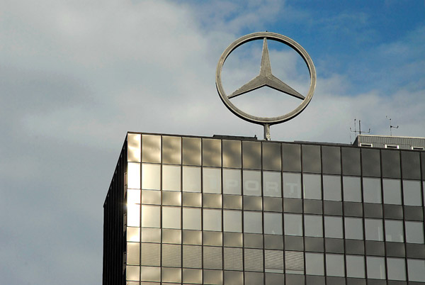 Mercedes star atop the Europa-Center, Berlin