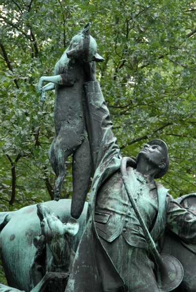 Tiergarten - detail of the foxhunt sculpture