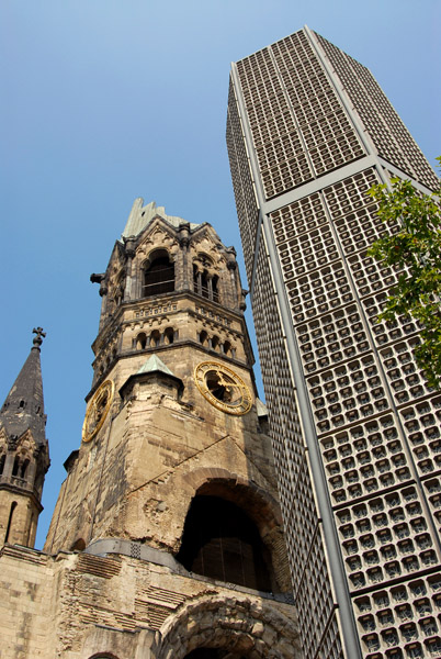 A modern tower and new church were built in 1963