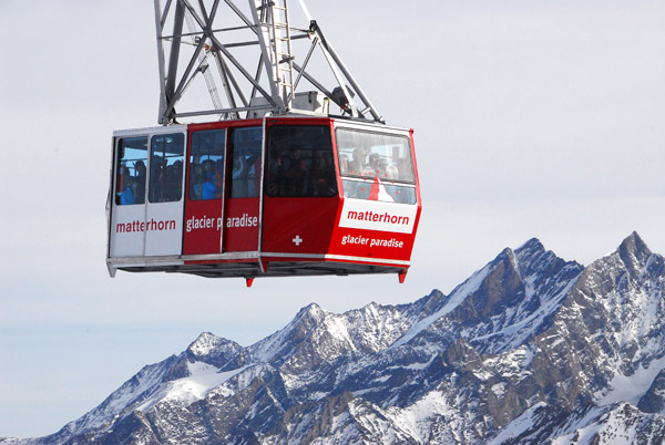 Matterhorn Glacier Paradise Cable Car reaches 3883m/12,736ft at Klein Matterhorn