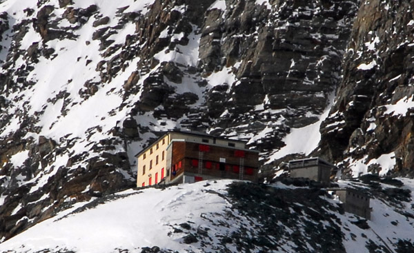 Mountaineering base for climbers on the Matterhorn