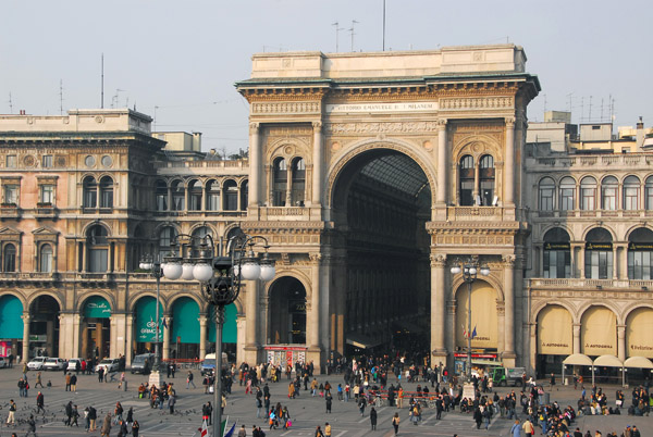 Milan Galleria, Piazza del Duomo - a prototype shopping mall