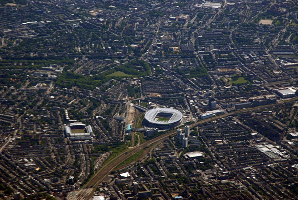 Emirates Stadium, the new home of the Arsenal Football Club with the old Arsenal Stadium, Ashburton Grove