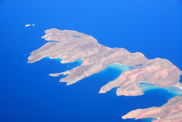 North end of Isla Espiritu Santo with Las Isolotas, site of a seal colony