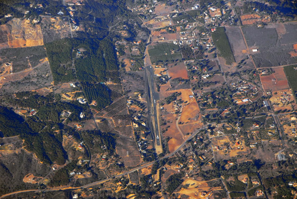 Blackinton private airstrip, California (33 15 25N/117 05 32W)