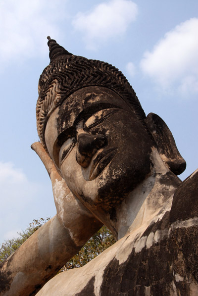 Reclining Buddha, Xieng Khuan